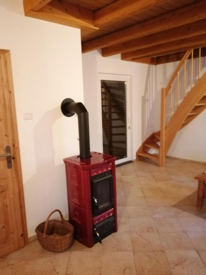 Ferienhaus Heinrichs Daire Lage  Dış mekan fotoğraf
