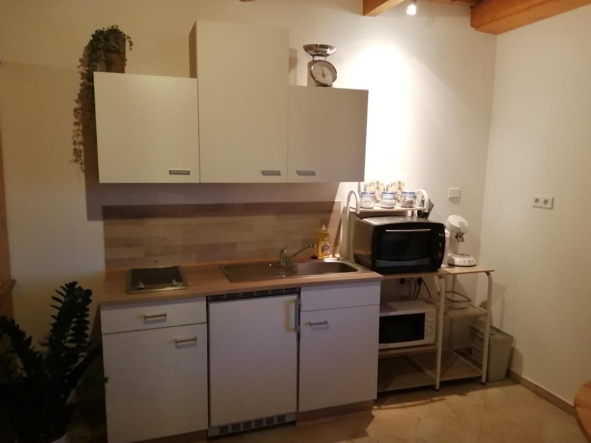 Ferienhaus Heinrichs Daire Lage  Dış mekan fotoğraf